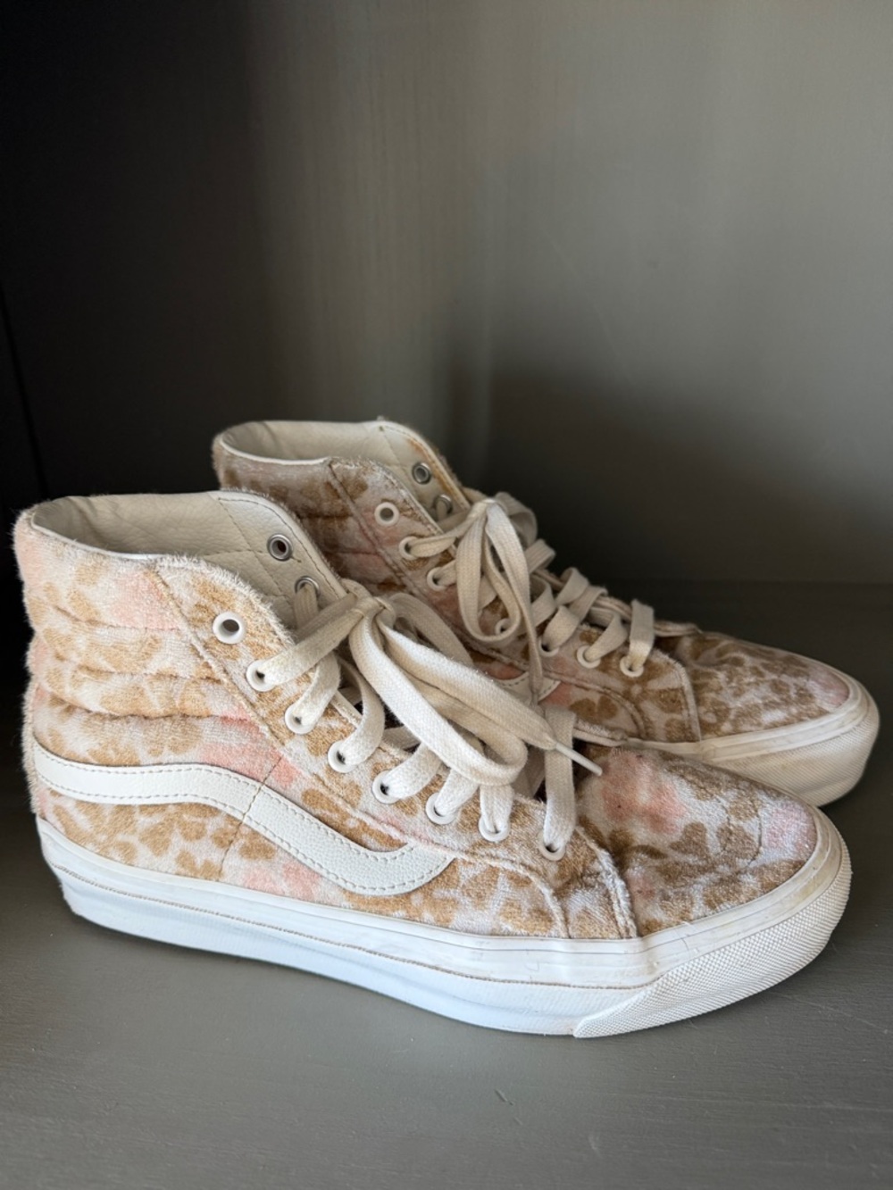 High-Top floral Print Women's Sneakers in Beige, green, and Pink